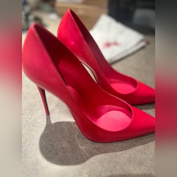 Christian Louboutin size 36.5 - Picture 9 of 16